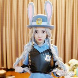 吃瓜网红cos小鹿来了,吃瓜群众围观cosplay盛宴 第3张 吃瓜网红cos小鹿来了,吃瓜群众围观cosplay盛宴 第3张